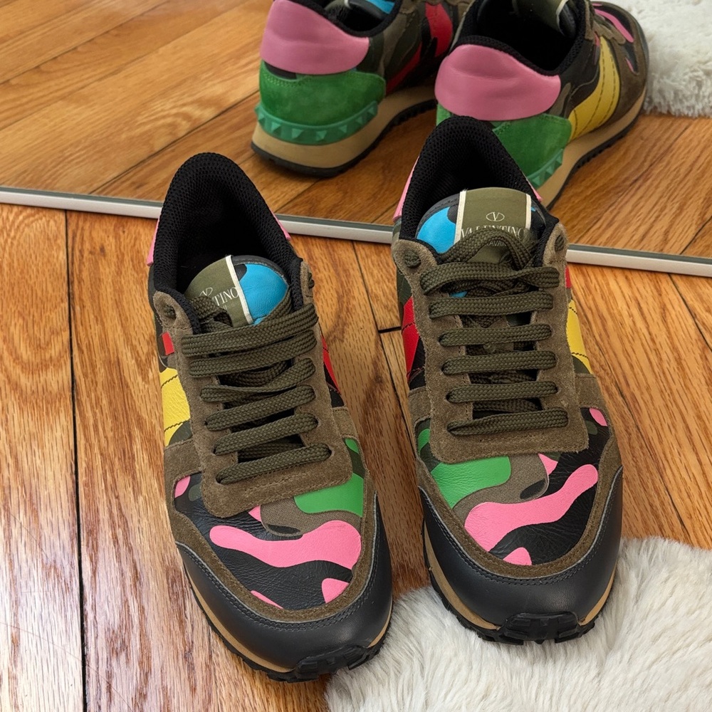 Valentino 8